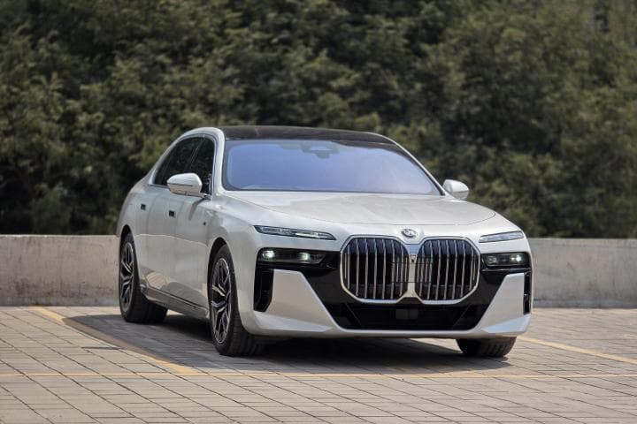 Bmw 7 Series i7 (G70)